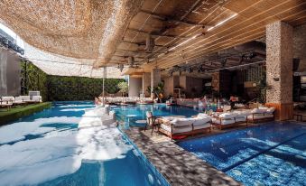 Ramee Dream Hotel Down Town