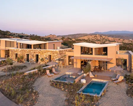 Etheres Hoteles en Sitonia