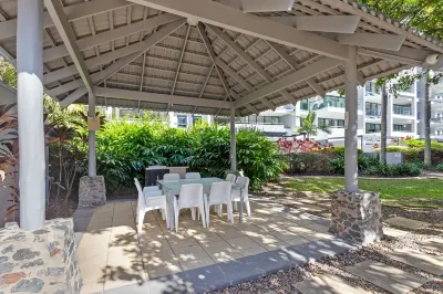 Seaforth Resort Hotels near Alex Forest Conservation Park