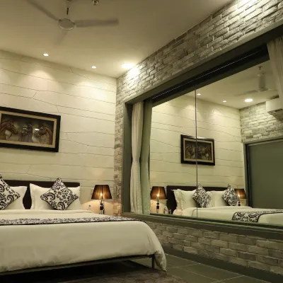 Tribecca Select Hotels near Sant Shri Asharamji Ashram
