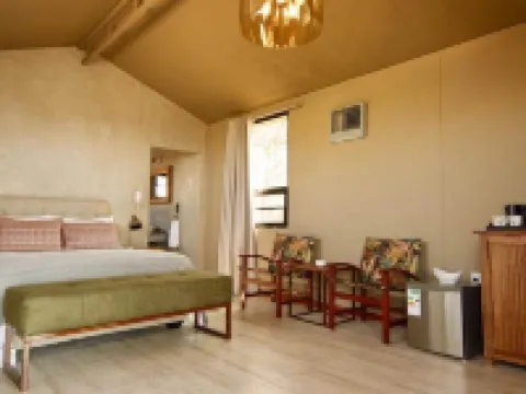 Kifaru Luxury Lodge & Bush Camp Hotéis em Outjo