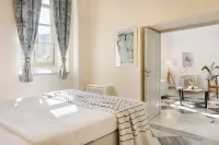 Hydra Hotel Hotels in Idhra