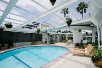 Laguna Surf Lodge by Scp Hotels