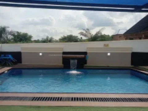 Fmmm1 Hotéis em Agbor