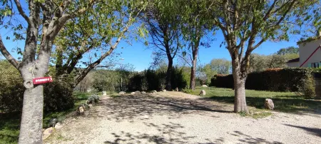 Le Mas de la Diligence Отели в г. Бомон-де-Пертюи