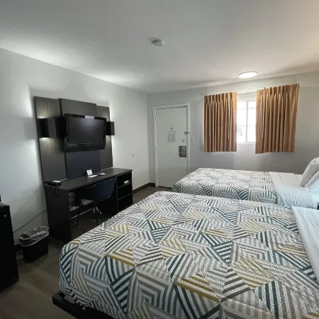 Motel 6 Artesia, NM