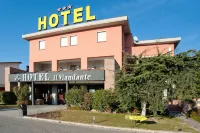 Hotel Il Viandante Hotel berhampiran Zibibbocafe