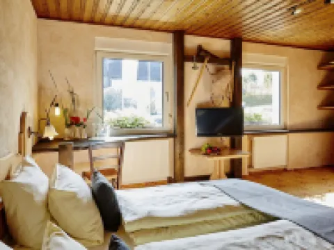 ナチュールホテル ヴィルデヴィーゼ ズンダーンのホテル