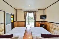 Lampam Resort - balcony