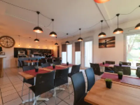 Cerise Valence Hotéis em Valence