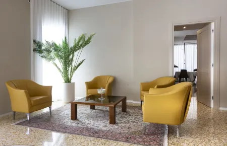 Hotel Miramonti Enoteca Отели в г. Соланья