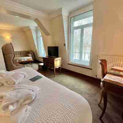 Logis Hôtel le Rivage Rooms