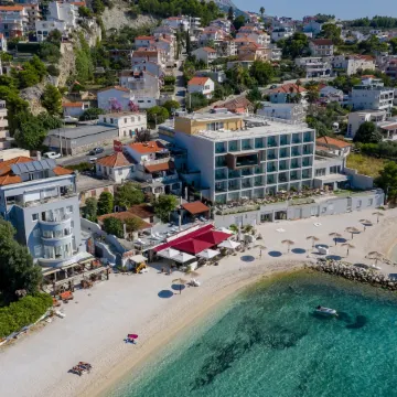 Sunset Split Rooms Отели рядом с достопримечательностью «Торговый центр City Center One Split»