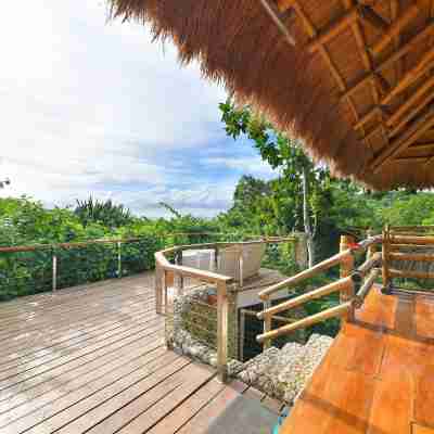 Diniview Villa Resort Hotel Exterior