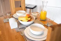 Super King Lodge-Sleeps 2-HotTub-Sea View - Haustierfreundliche