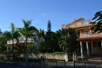 4 Bedroom Villa, Private Pool, Security, Ocean View Hotels in Los Castillos