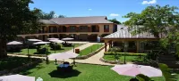 Nkubu Heritage Hotel Các khách sạn ở Nkubu