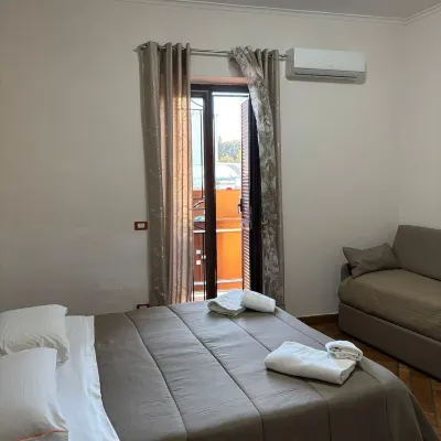 Home To Fly Hotels near Naples International Airport