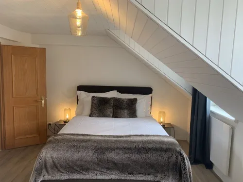 로벤플라츠 아파트먼트 니어 스테이션 바이 에어홈