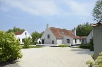 Stee 23 Hôtels à : Oostkamp