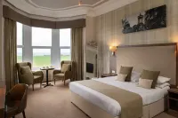 Fairfield House Hotel Hotels near Cafe maxx at tk maxx