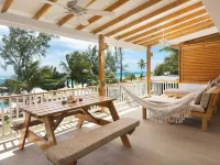 Surfers Bay Resort Hotels in Silver Sands