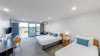 Bay Viaduct Motor Lodge Hotels in Тімару