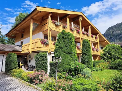 Haus Patricia Hotel dekat Loferer Alm Bahn 2