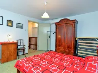 House Monteci 1378 Hotele w: Galizana