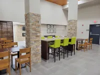 Country Inn & Suites by Radisson, Macon West, GA - breakfast