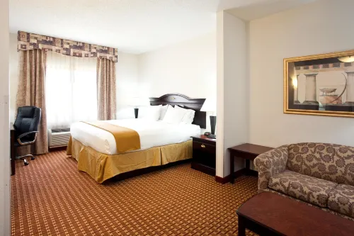 Holiday Inn Express Clanton