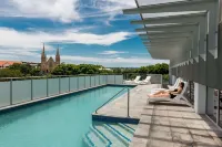 Oaks Ipswich Aspire Suites - Pools