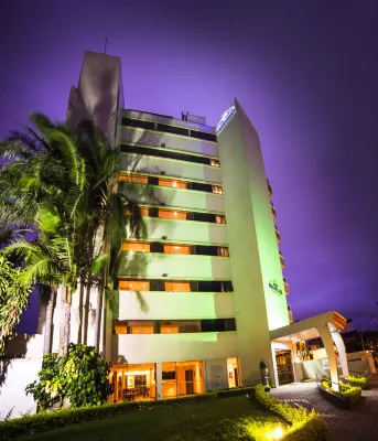 Hotel Ema Palace Các khách sạn ở Sao Jose dos Campos