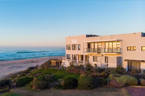 On the Beach Guesthouse Jeffreys Bay Hotels in Jeffreys Bay