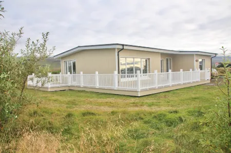 Lynghagi House Отели в г. Eyja- og Miklaholtshreppur