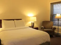 Washington Plaza Apartments Hotels near Pioneer Courthouse Square