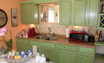 Pierhouse Bed & Breakfast