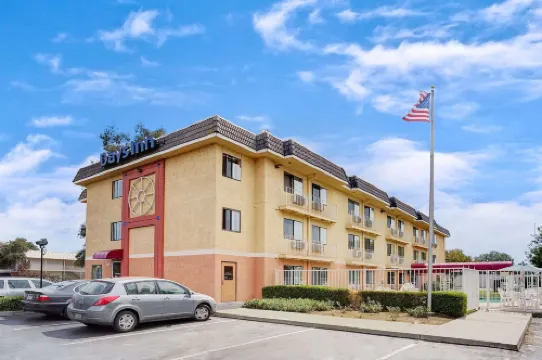 Days Inn by Wyndham Woodland