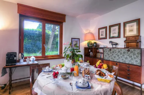 Rita's Garden Hotels in Parabiago