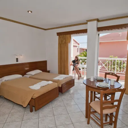 Angelina Hotel & Apartments