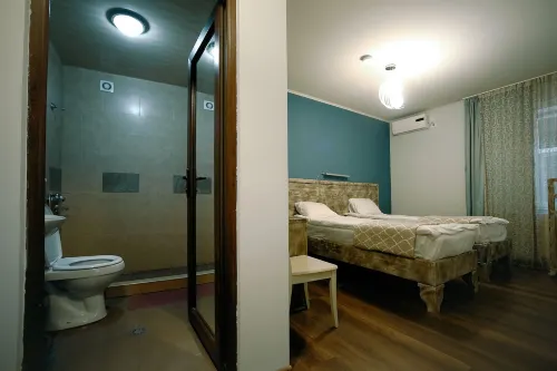 Hotel Kutaisi Globus - 2-Star