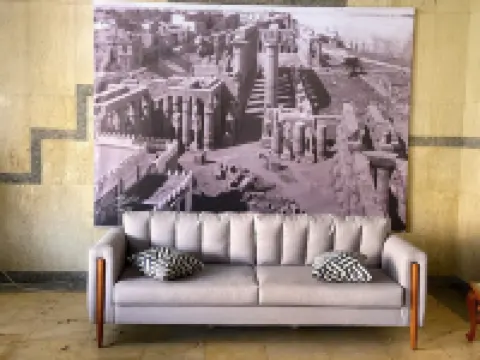 Gaddis Hotel, Suites and Apartments