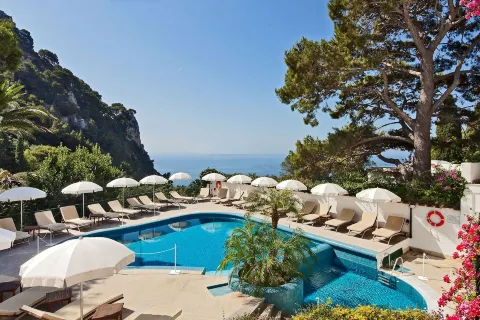 Hotel della piccola marina