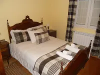 Casas do Castelo Hotels in Seia