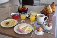 ACE Hôtel Clermont-Ferrand / La Pardieu Hôtels à : Pérignat-lès-Sarliève