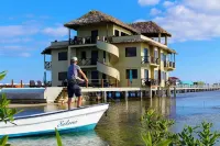 Lina Point Belize Overwater Resort Hotel a 