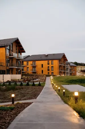 Lake Hill Karkonosze Resort & Spa Отели в г. Подгужин