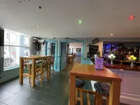 The Cornubia Inn - bar