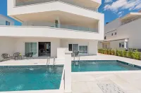 Apartments Twins with Pools - Havudsigt