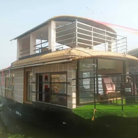 Sreekrishna Houseboats